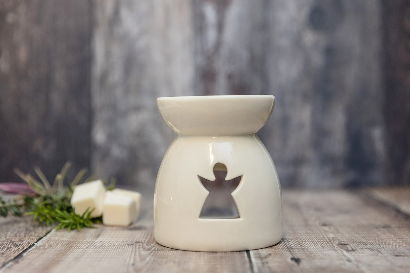 Angel Cut Out Ceramic Tea Light Wax Burner - A Melt In Time Ltd