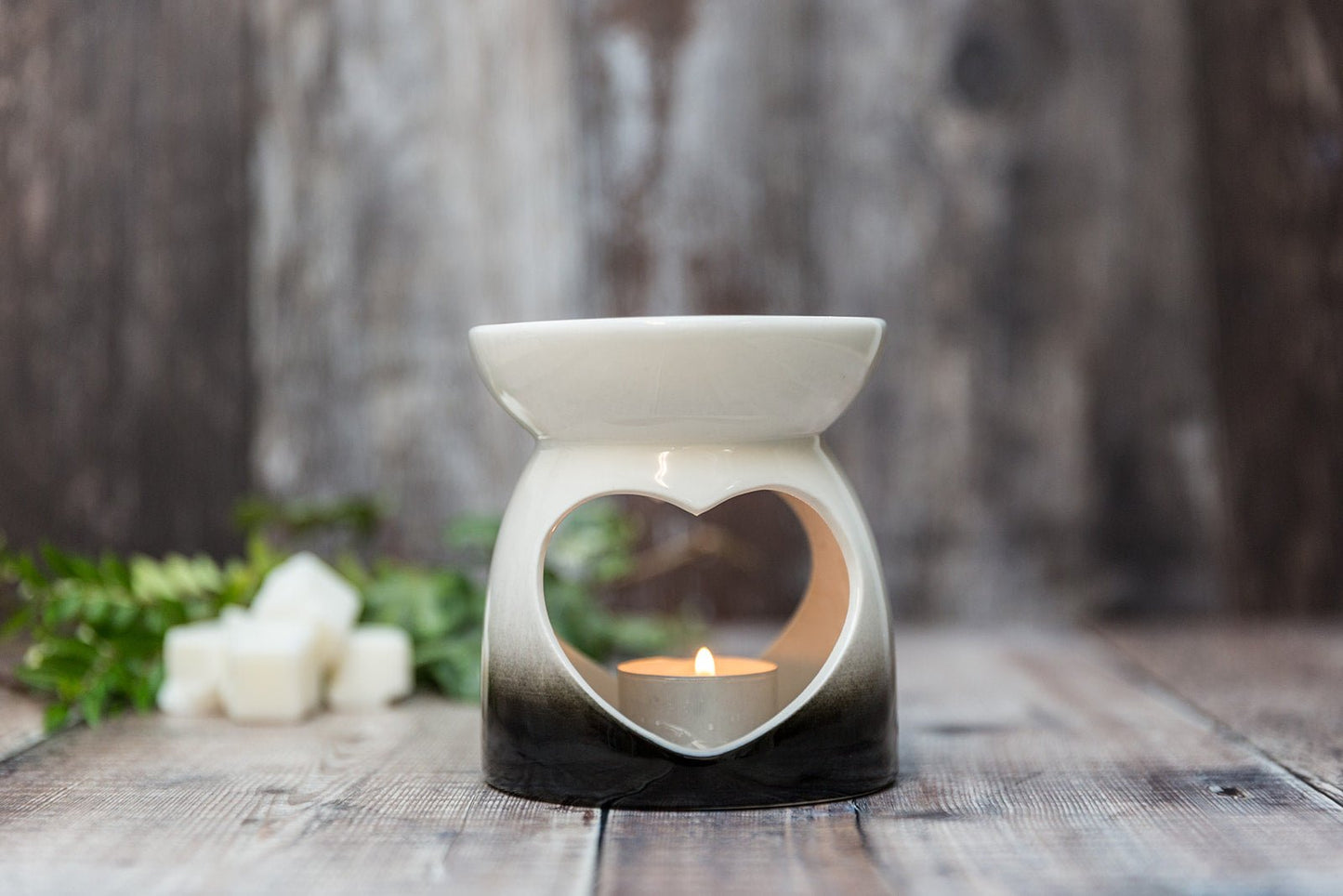 Black Heart Tea Light Wax Burner - A Melt In Time Ltd