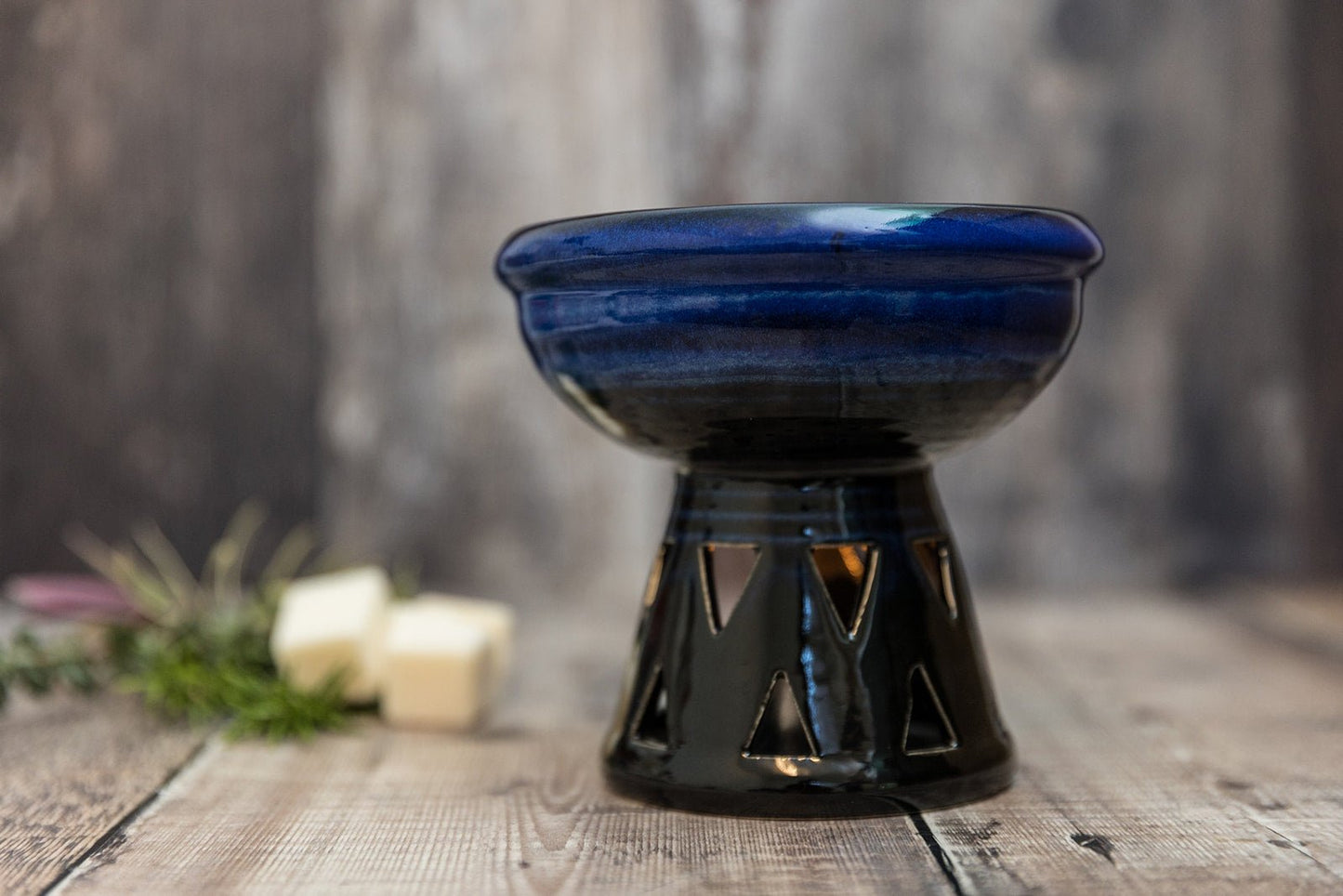 Deep Bowl Blue Tea Light Wax Burner - A Melt In Time Ltd