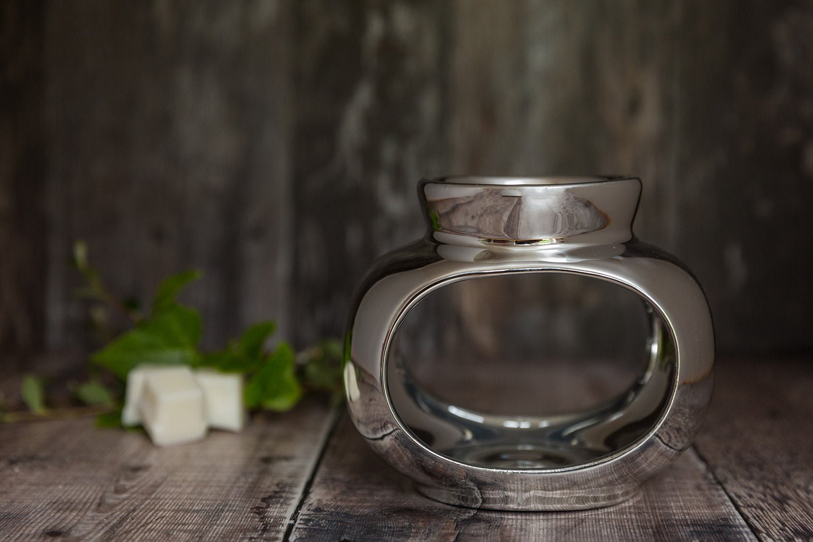 Oval Iridium Single Burner Tea Light Wax Burner - A Melt In Time Ltd